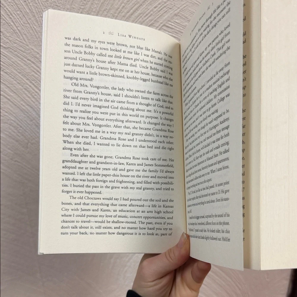 A Thousand Voices by Lisa Wingate Paperback - Picture 9 of 16